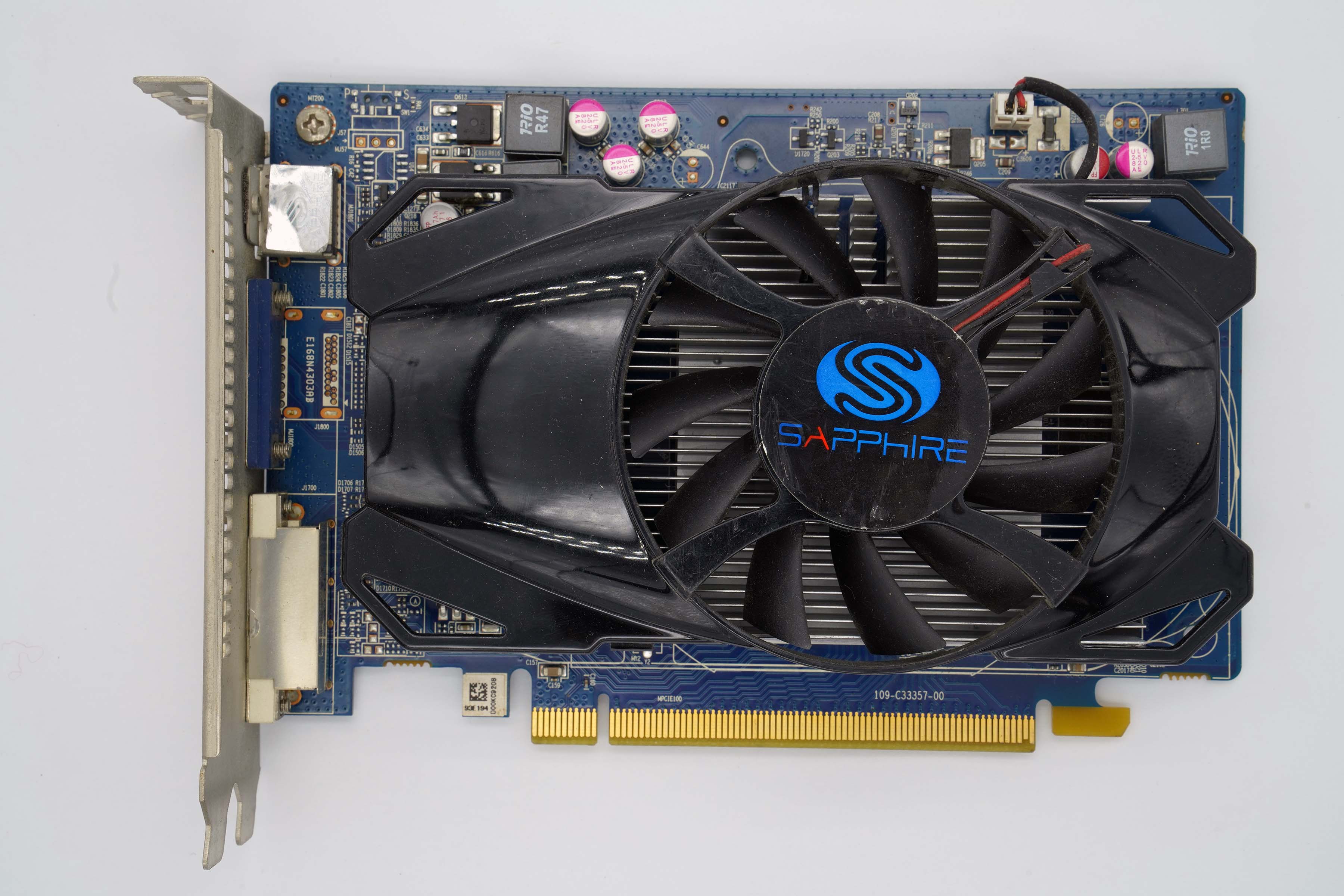 蓝宝石SAPPHIRE HD6570 512MB 显示卡（AMD Radeon HD6570芯片）